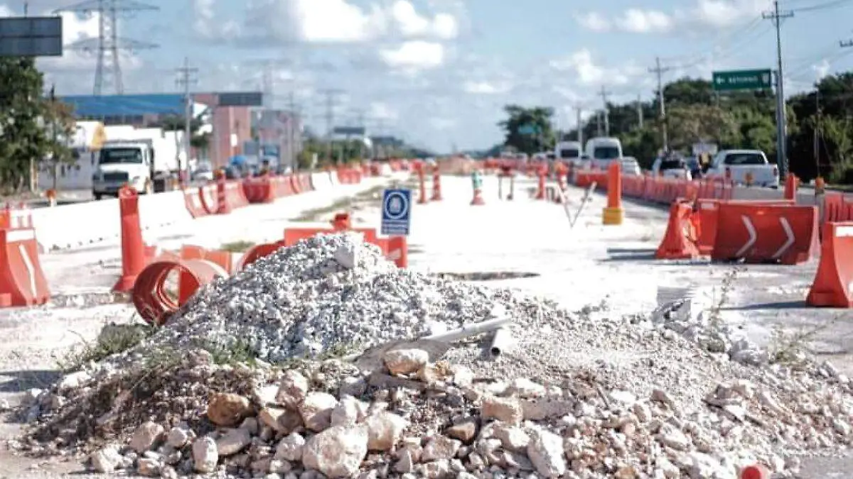 Obra fallida del Tren Maya sigue causando caos en Playa del Carmen